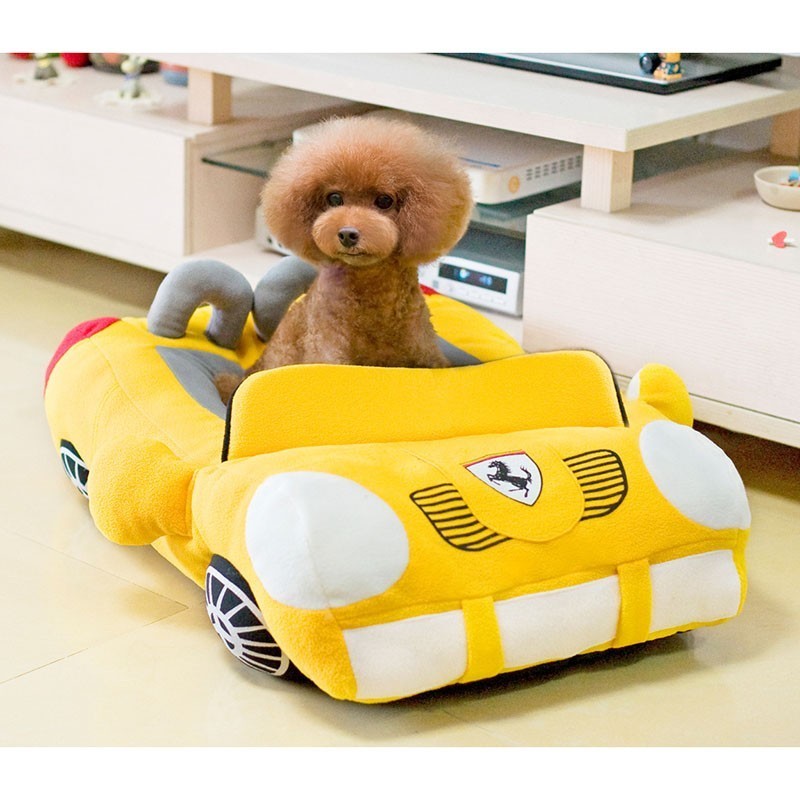 Car compartment for pet products - Uniq Niche