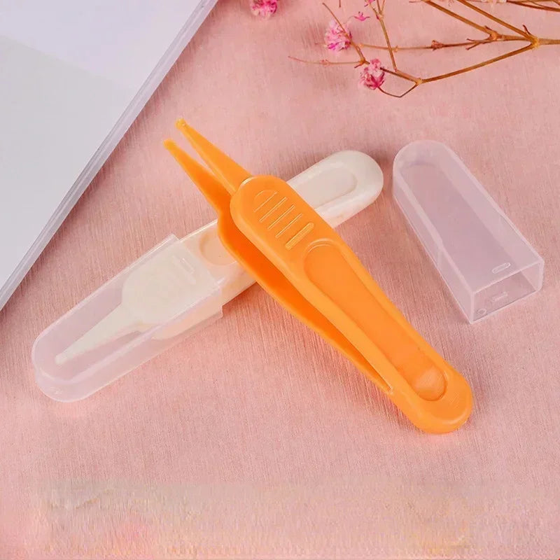 Tweezers Cleaning Forceps Baby Plastic Tweezers Nose Cleaner Tool - Uniq Niche