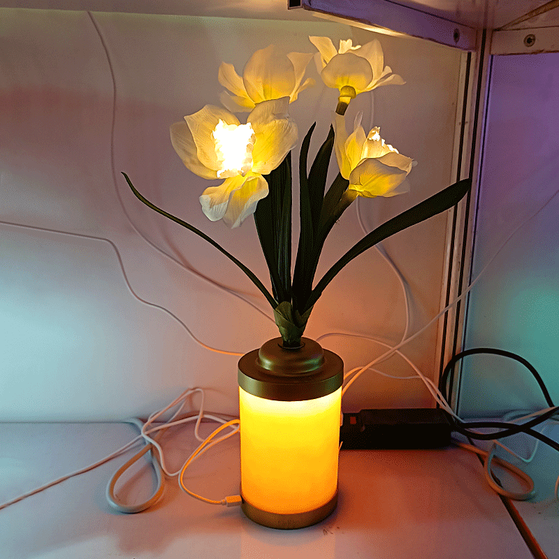 Flower Lamp Home Fashion Minimalist Creative USB Vase Light Home Decoration - Uniq Niche